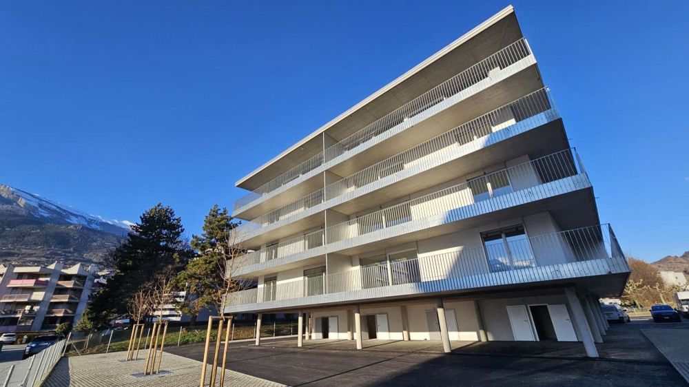 Magnifique appartement neuf avec grand balcon - Bild 1