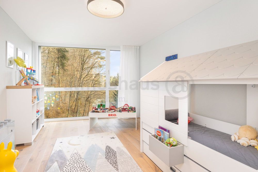 Traumhaus am Brienzersee mit 3.5-Zi-Wohnung, Lift und Panorama! - Bild 6