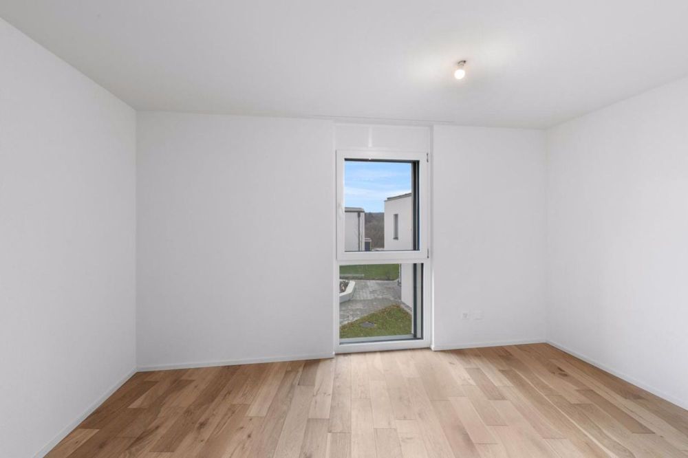 Entdecken Sie eine außergewöhnliche Wohnung, die Komfort, Raum und atemberaubende Aussicht auf die Alpen bietet. - Bild 10