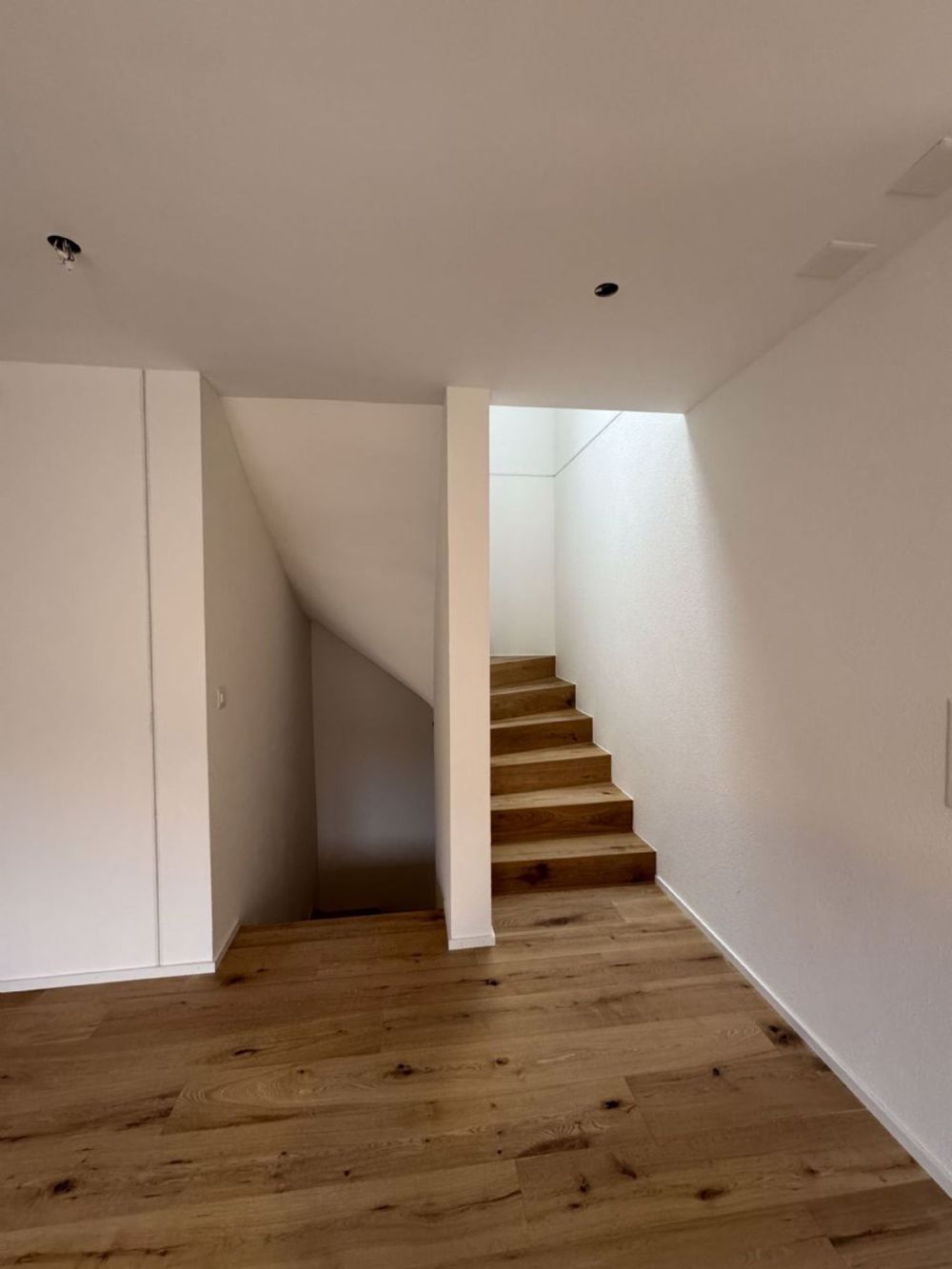 Neues Einfamilienhaus an kinderfreundlicher Lage - Bild 8