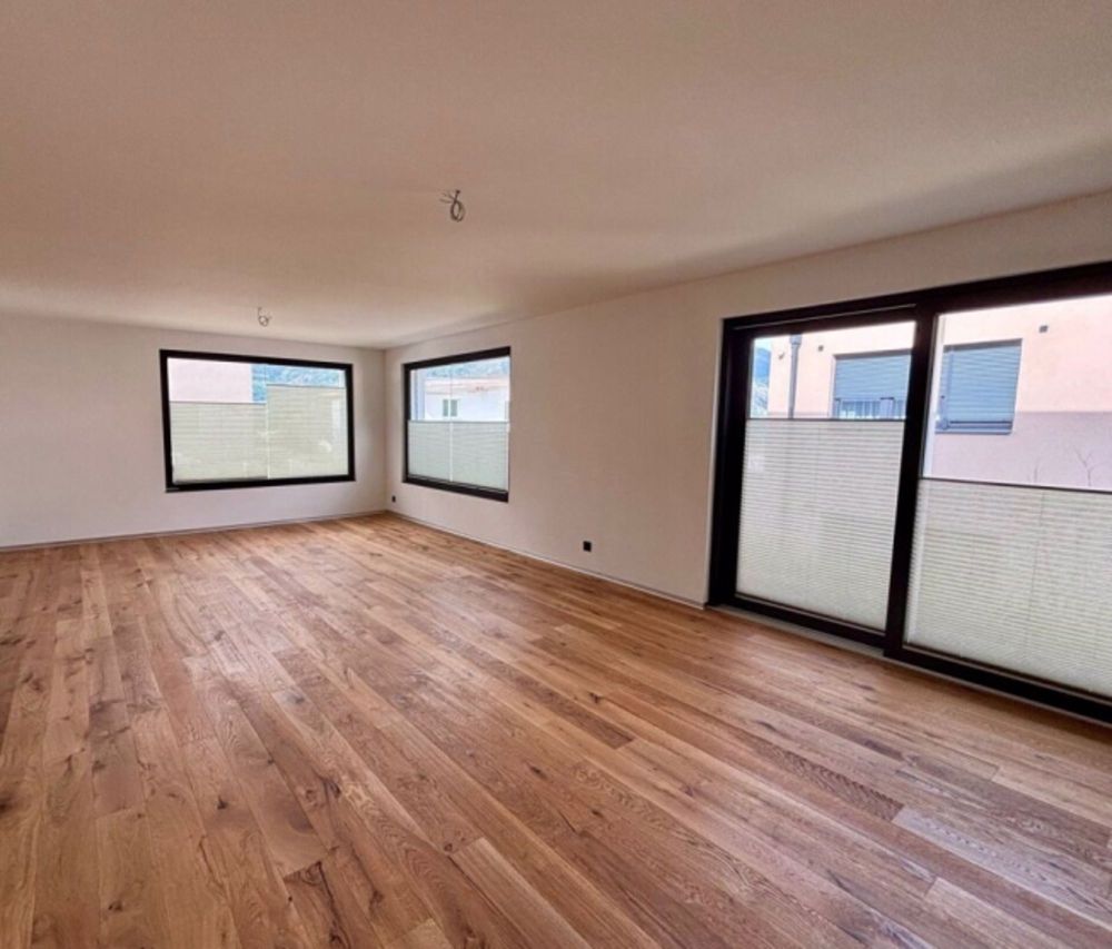 Erstbezug mit Stil Einfamilienhaus Neubau im Wallis, top Ausstattung - Bild 3
