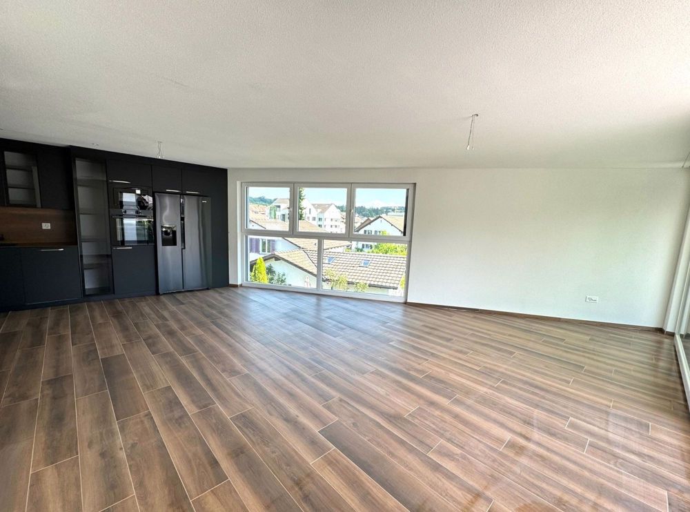 Moderne Neubauwohnung zur Erstvermietung in Top Lage von Men - Bild 2