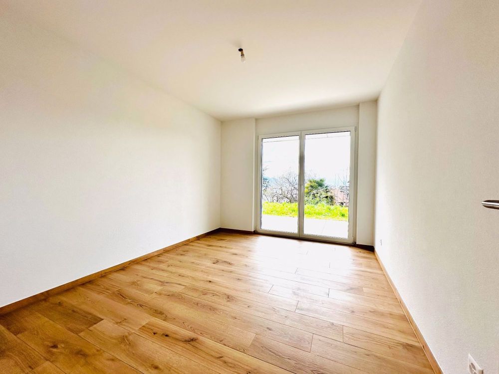 Bel et spacieux appartement de 4,5 pièces avec jardin et terrasse sur les hauts de Veytaux | dreamo.ch - Bild 3