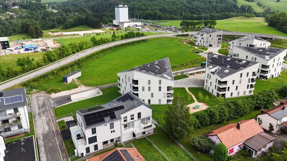 Triplex 4.5 pièces avec entrée privative et jardin – esprit villa à Vallorbe - Bild 9