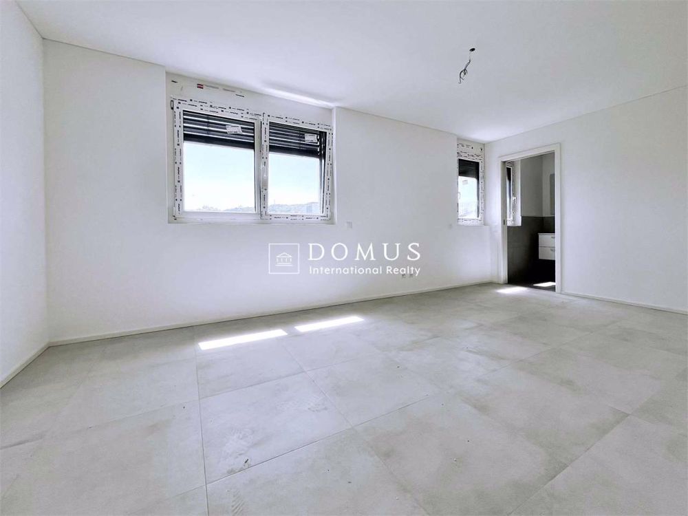 Neue und moderne Villa mit privatem Garten - Bild 13