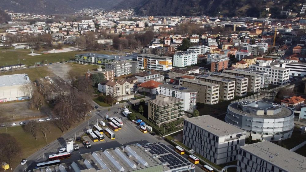 NEUWERTIGES 2.5-ZIMMER-WOHNUNG IN RESIDENZ TORRETTA - BELLINZONA - Bild 9