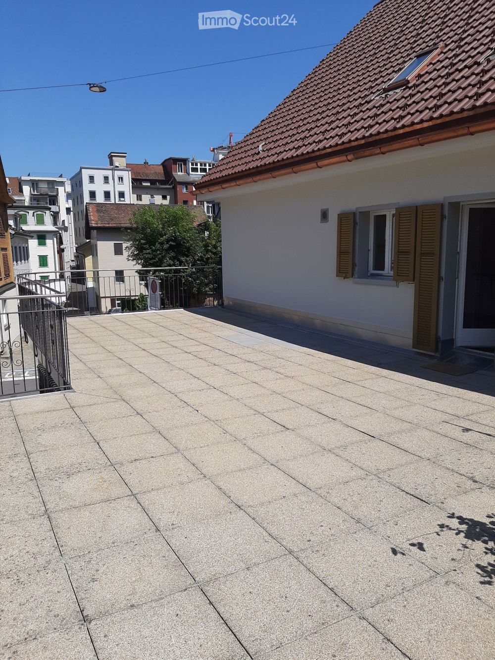 Charmante 5.5-Zimmer-Wohnung mit grosser Terrasse im Zentrum von Einsiedeln - Bild 11