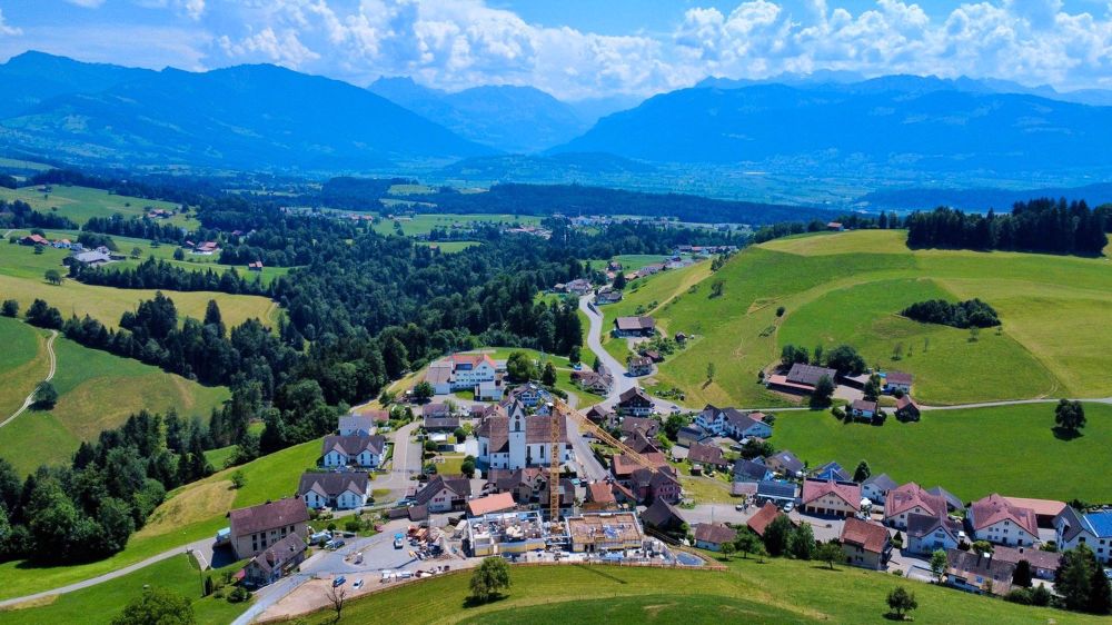 GOLDIG WOHNEN / NEUBAU / SONNE / AUSSICHT / RUHE / NATUR - Bild 3