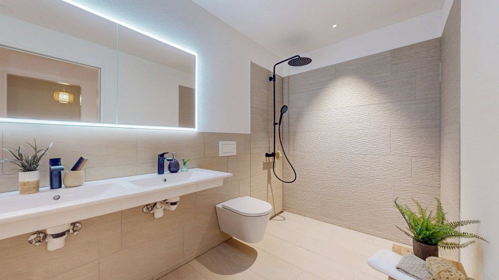 Grosszügige 4.5-Zimmer-Wohnung am Holderbachweg - Badezimmer_Dusche.jpg