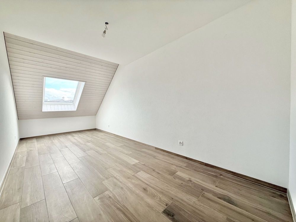 Attique de 170 m² sous toit cathédrale avec galerie spectaculaire! - chambre parlentale