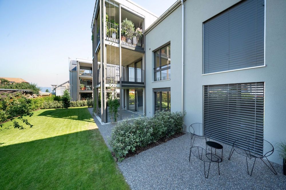 Schöne 4.5-Zimmer Gartenwohnung mit Sitzplatz und viel Abendsonne - Bild 2