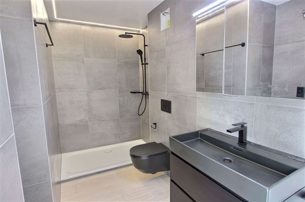 Neubau mit schöner Terrasse - Bild 7