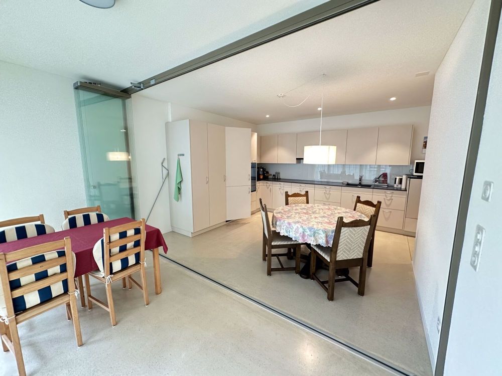 Moderne Wohnung im Dorfzentrum - ruhig und doch zentral - Bild 4