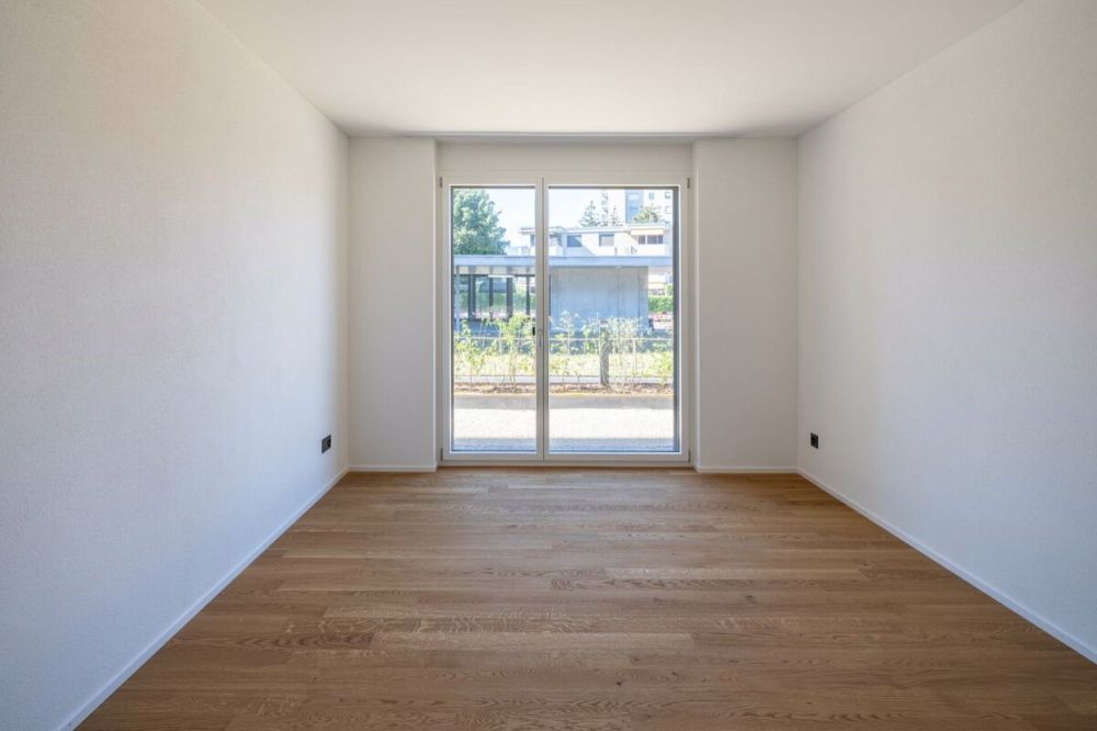 Neue 4.5 Zimmer Parterrewohnung mit grossem Garten - Bild 3