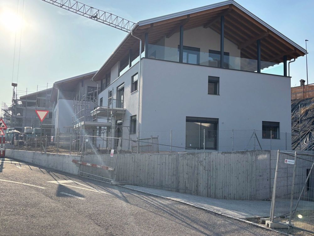 Neue 3.5-Zimmer-Wohnung mit Terrasse - Bild 1
