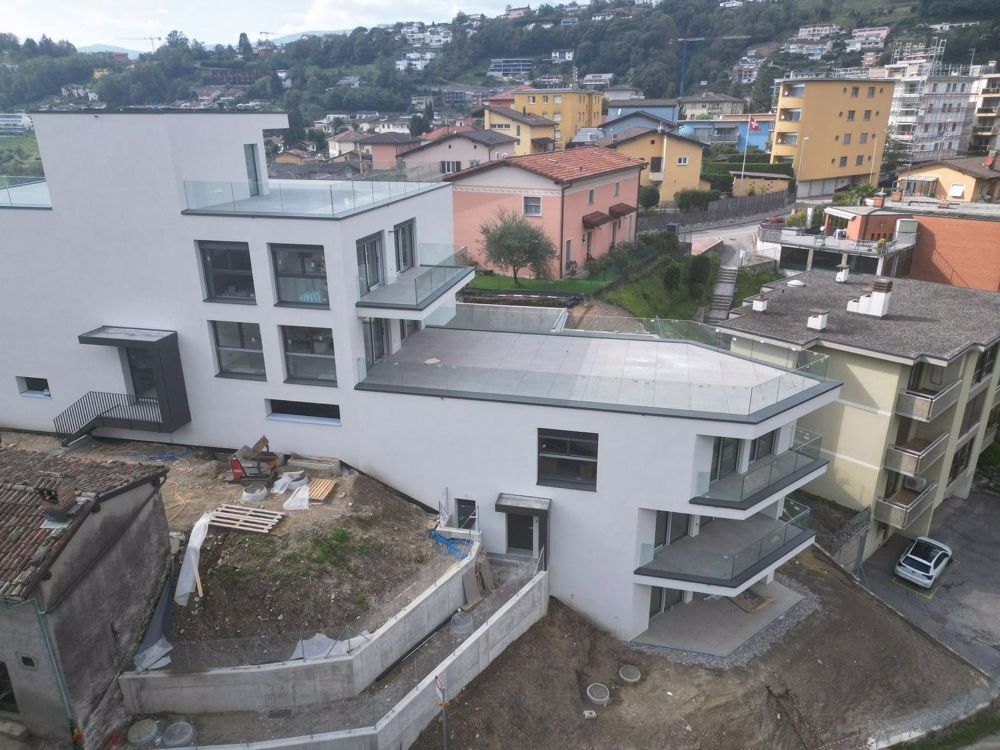 CANOBBIO – DACHGESCHOSS IN RESIDENZ RHOSE, DIE PERFEKTE VERBINDUNG ZWISCHEN NATUR UND KOMFORT - Bild 6