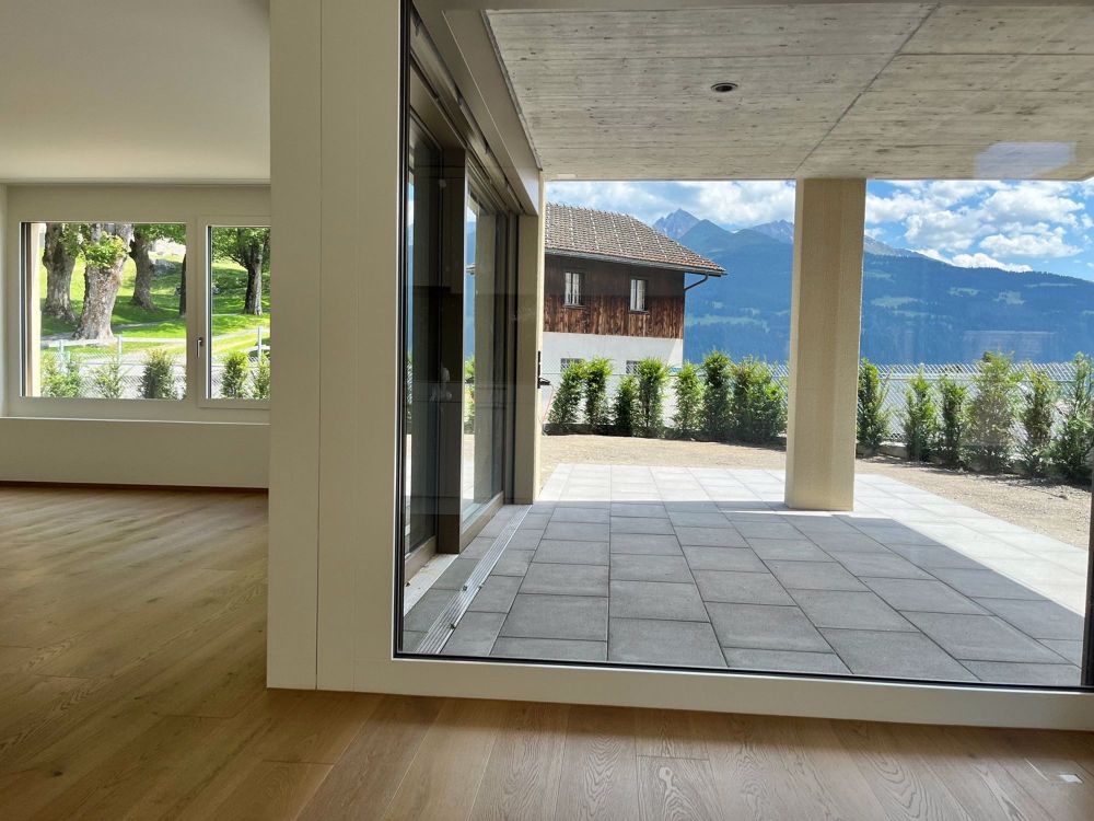 Neubau: Helle 4.5-Zimmerwohnung mit Garten in Falera (Erstwohnsitz) - Bild 5
