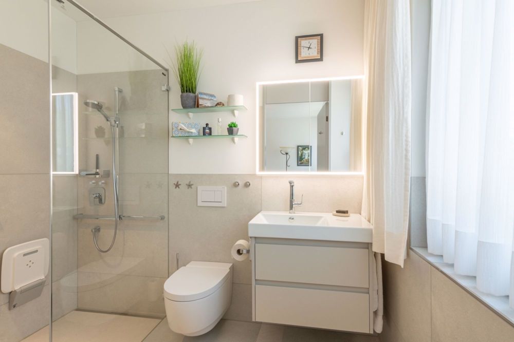 Exklusive Wohnung direkt am Bodensee - Bad en Suite