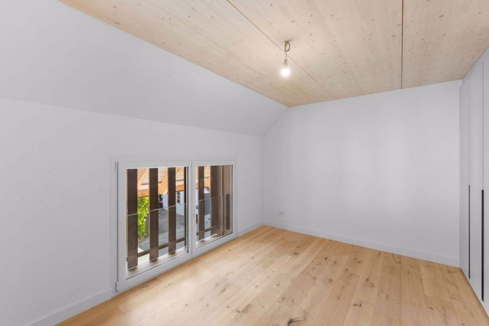 Eleganz von einst und moderner Komfort für diese 3,5 Zimmer in einem denkmalgeschützten Gebäude - Bild 13