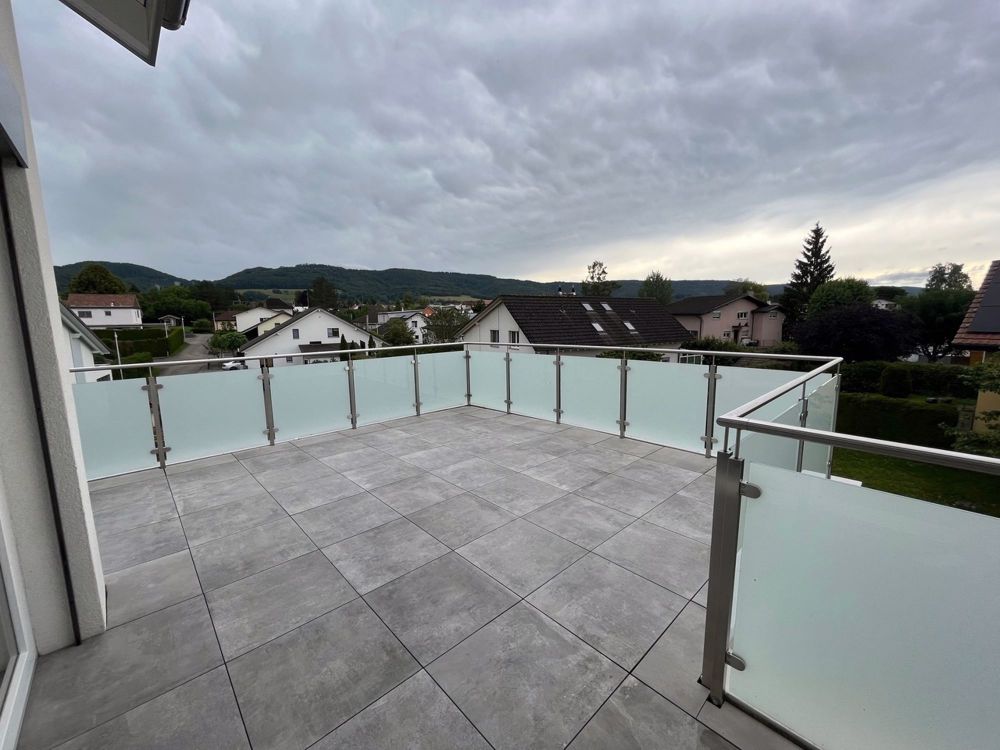 BAISSE DE PRIX !!!! CHF 625'000.- Magnifique attique de 4.5 pièces - Terrasse