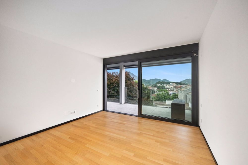 HELLE UND MODERNE WOHNUNG IM HERZEN DER STADT - Bild 8