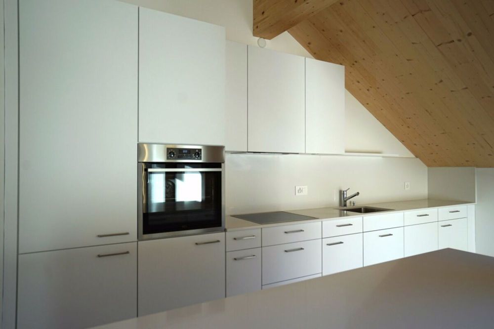 Schönes Dachgeschoss von 3,5 Zimmern in neuer Bauweise - Bild 2