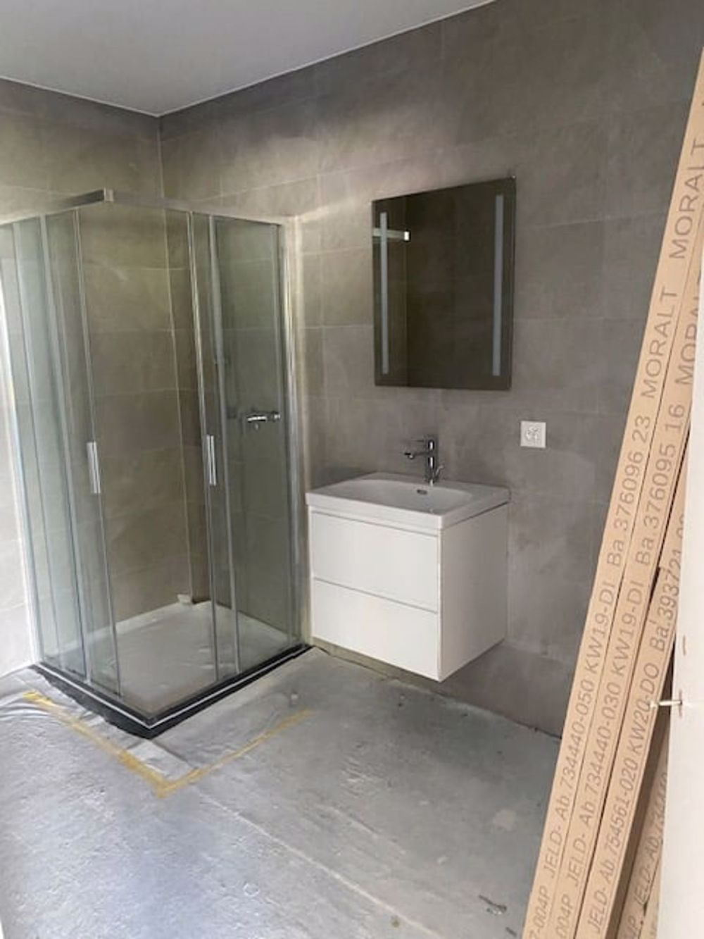 Zu verkaufen – Neuwertiges 2.5-Zimmer-Apartment im Erdgeschoss (Terrasse und Garten) – Sion (VS) - Bild 2