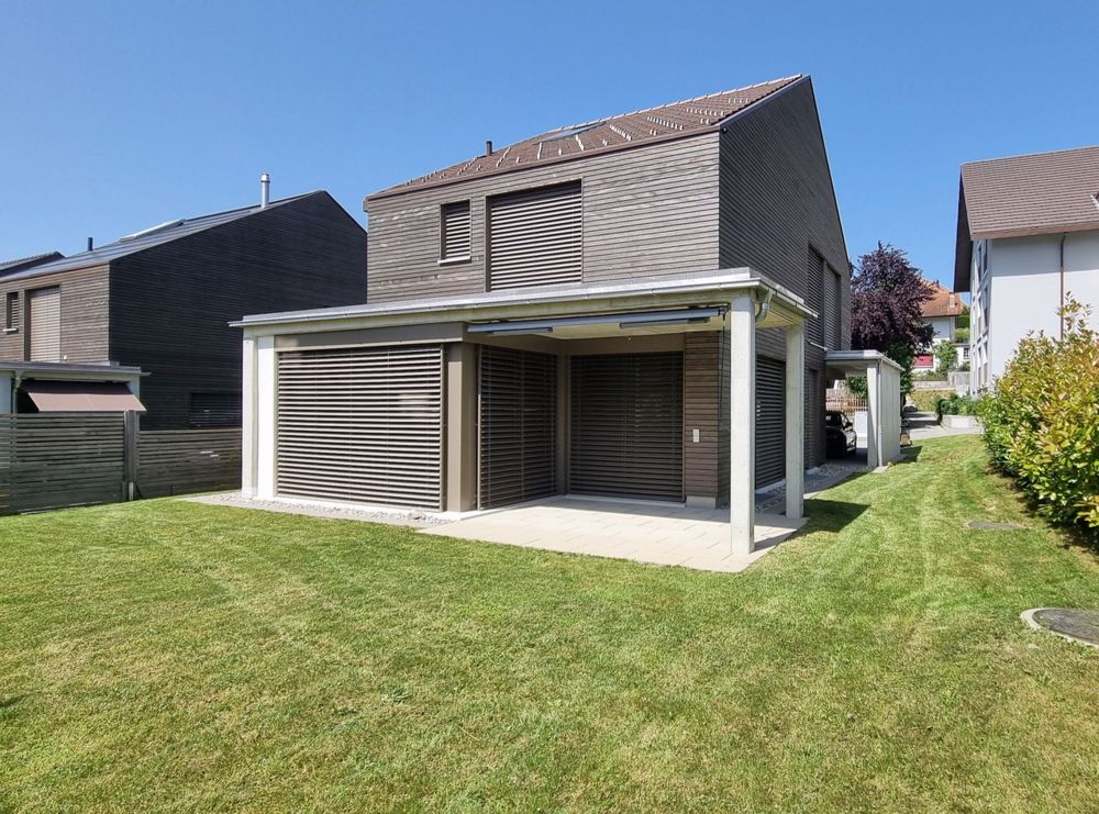 freistehendes 5.5 Einfamilienhaus -> Neubau - Aussenansicht Süd-/West 2