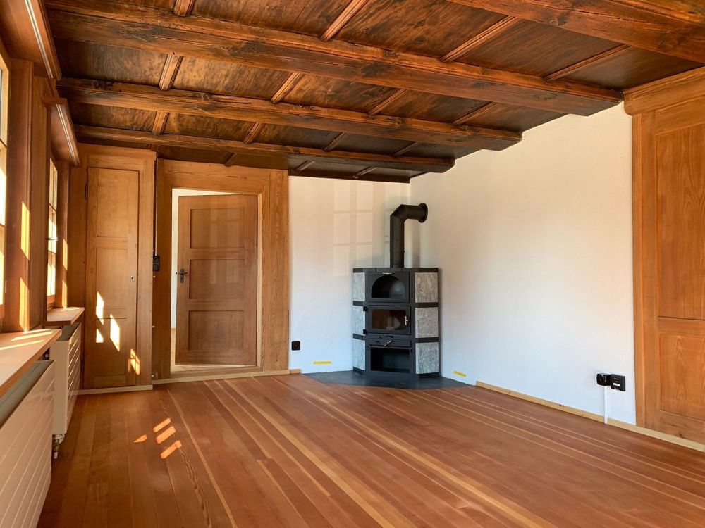 ERSTVERMIETUNG 2.5 Zimmer-Wohnung in historischem Wohnhaus - Bild 3