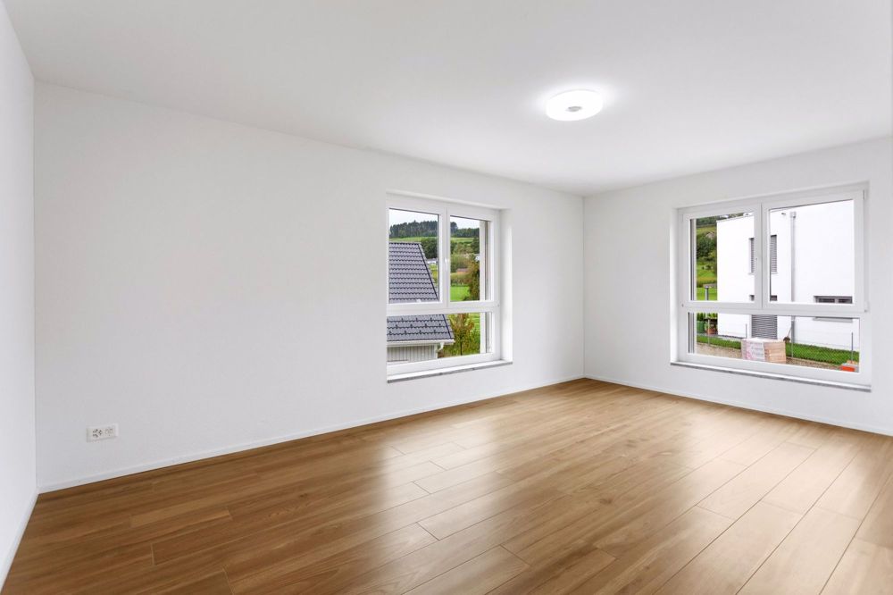 Neues freistehendes und sonnenverwöhntes Wohnparadies - Helles Zimmer