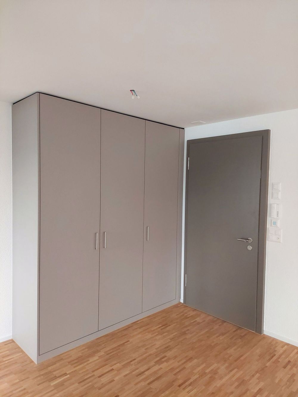 *Erstvermietung* von exklusiver 2.5-Zimmer-Wohnung in Nähe des Thunersees! - Bild 9
