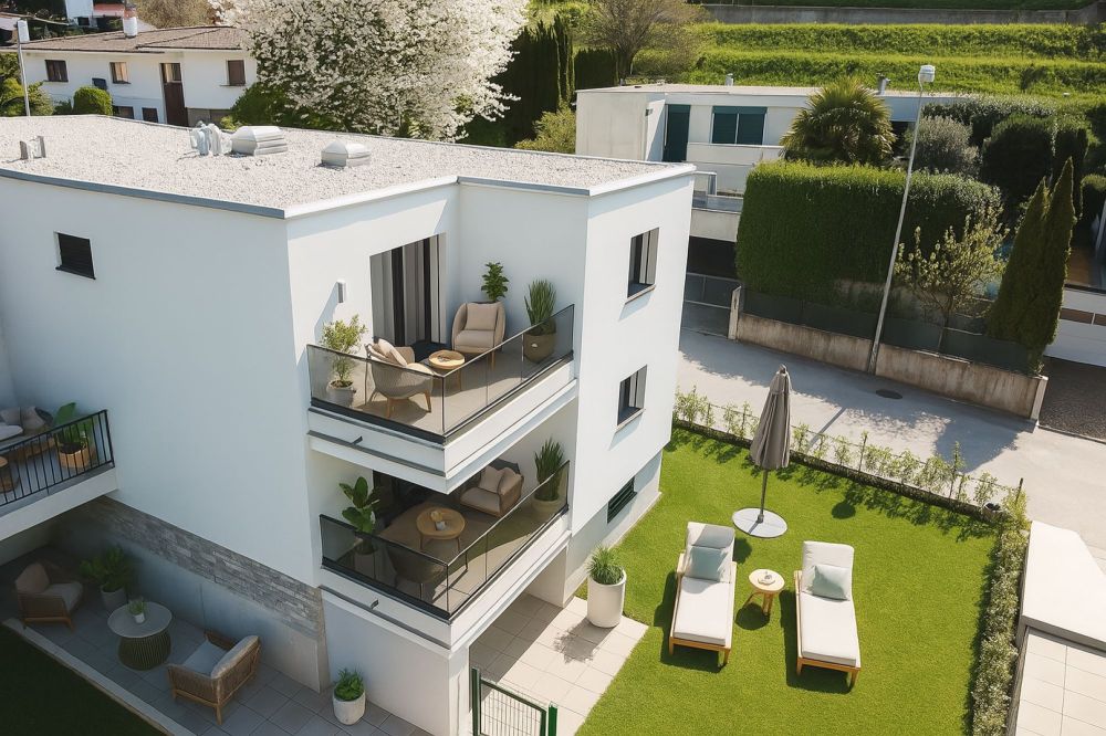 Neue und helle 5,5 Zimmer-Wohnung mit Garten - Bild 1