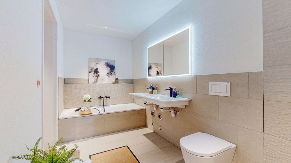 Grosszügige 4.5-Zimmer-Wohnung am Holderbachweg - Badezimmer_Badewanne.jpg