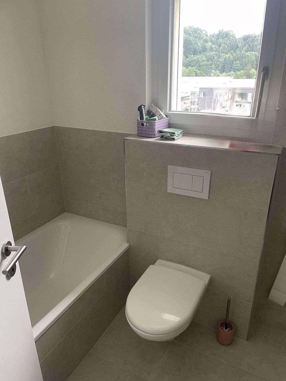 Grosse, helle 3.5-Zimmer-Wohnung an beliebter, naturnaher Lage mit 2 Balkone - Bild 7