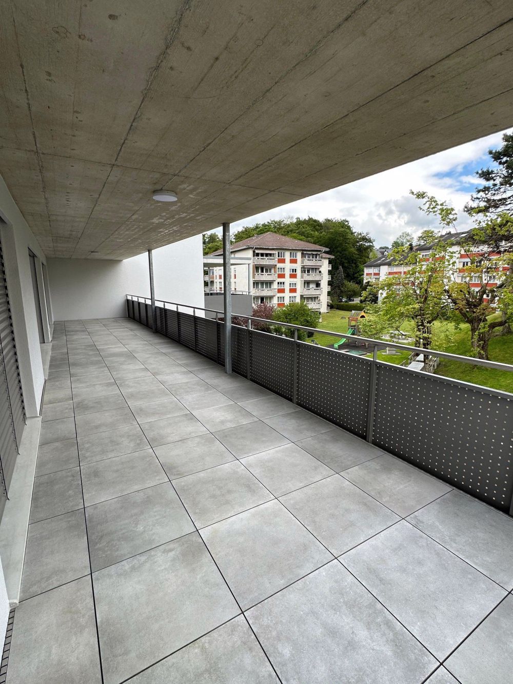 Moderne 4.5-Zimmer-Terrassenwohnung in Düdingen - Bild 6
