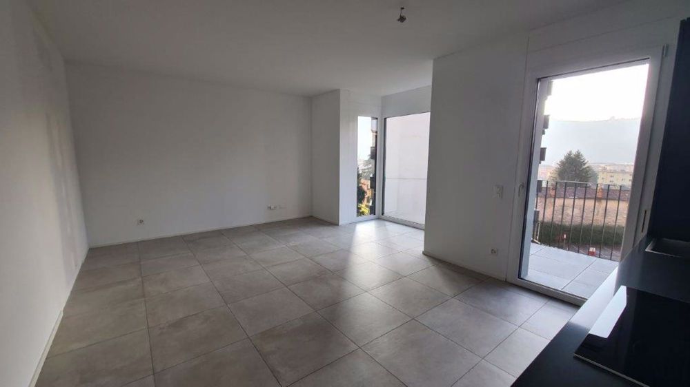 VACALLO: NUOVO SPAZIOSO 2.5 LOC CON VISTA APERTA - Bild 3