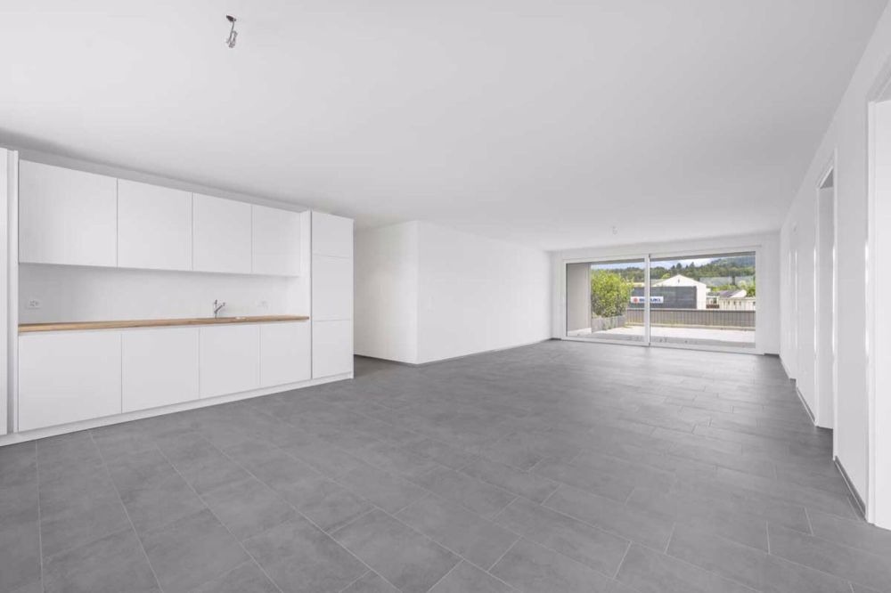 BEST LIVING - Neue 4.5 Zimmerwohnung mit Aussicht - Bild 1