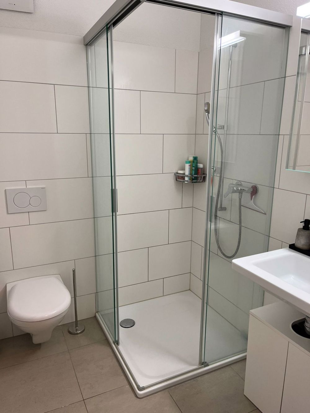 Helle Wohnung in modernem Neubau - 1 Monat gratis bei MV 12 Monate - WC/Dusche