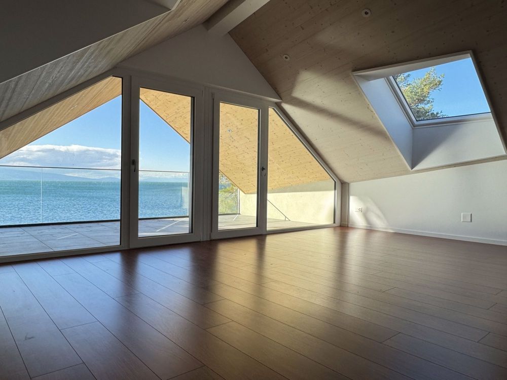 Maison pieds dans l'eau avec revenu locatif - Bild 2