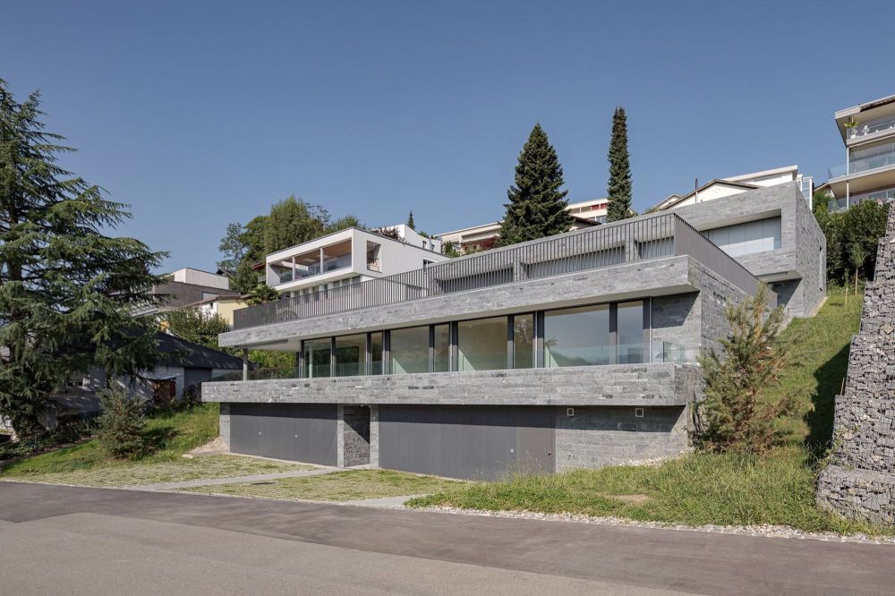 Exklusives Wohnen mit Weitblick – Traumhafte Neubauwohnung mit grosszügiger Terrasse am Sonnenberg - Bild 1