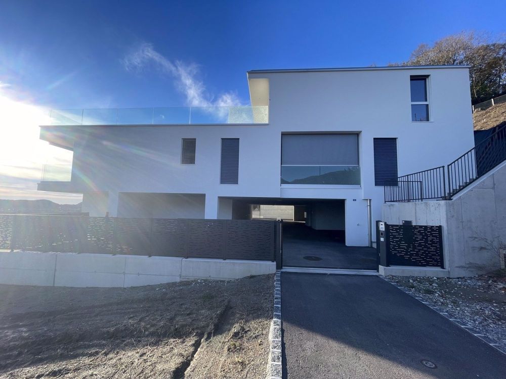 NEUES UND AUSSERGEWÖHNLICHES 3.5-ZIMMER-APARTMENT MIT BEZAUBERNDEN AUSBLICK - Bild 13