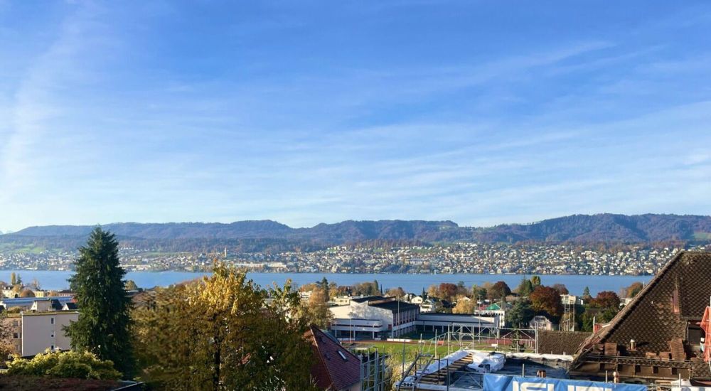 Gelegenheit mit Seltenheitswert: 525 m2 grosses Grundstück mit Seesicht und Zentrumsnähe! - Bild 1