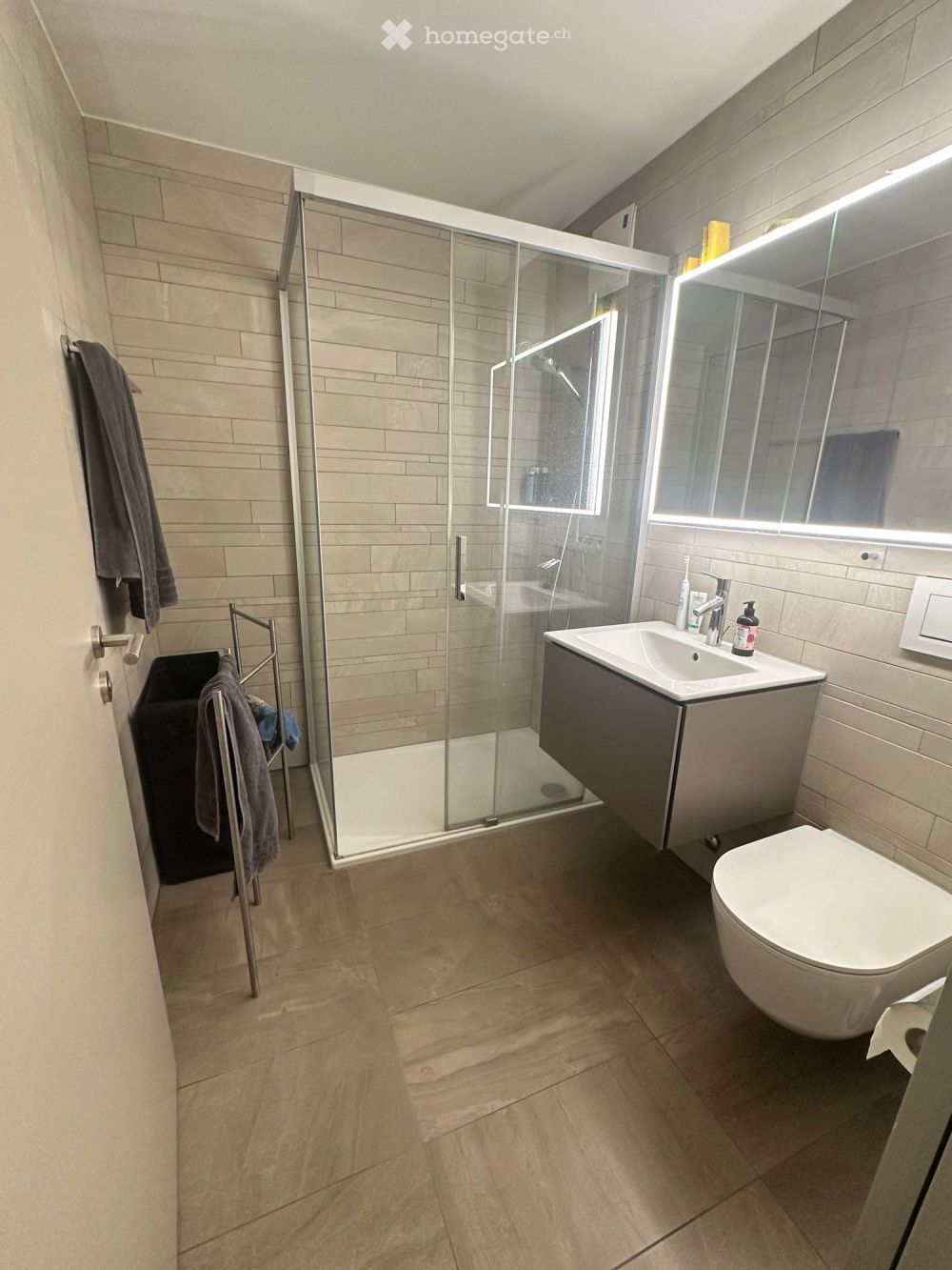 Moderne 1-Zimmer-Wohnung in ruhiger Lage in Volketswil - Bild 4