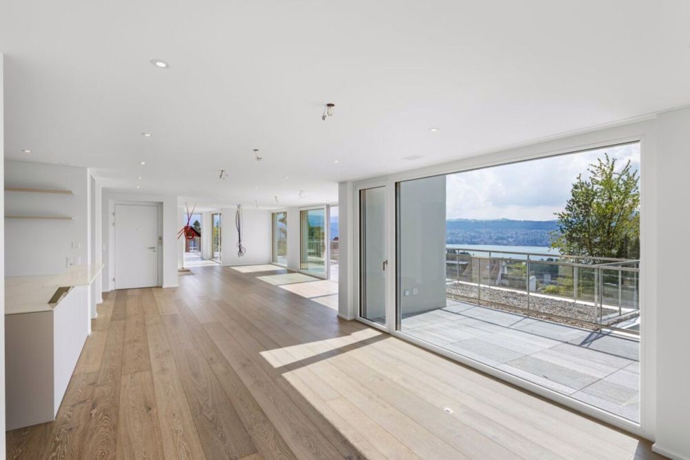 Azure Heights exklusives 4.5-Zimmer-Penthouse mit traumhafter See- und Alpensicht - Bild 3