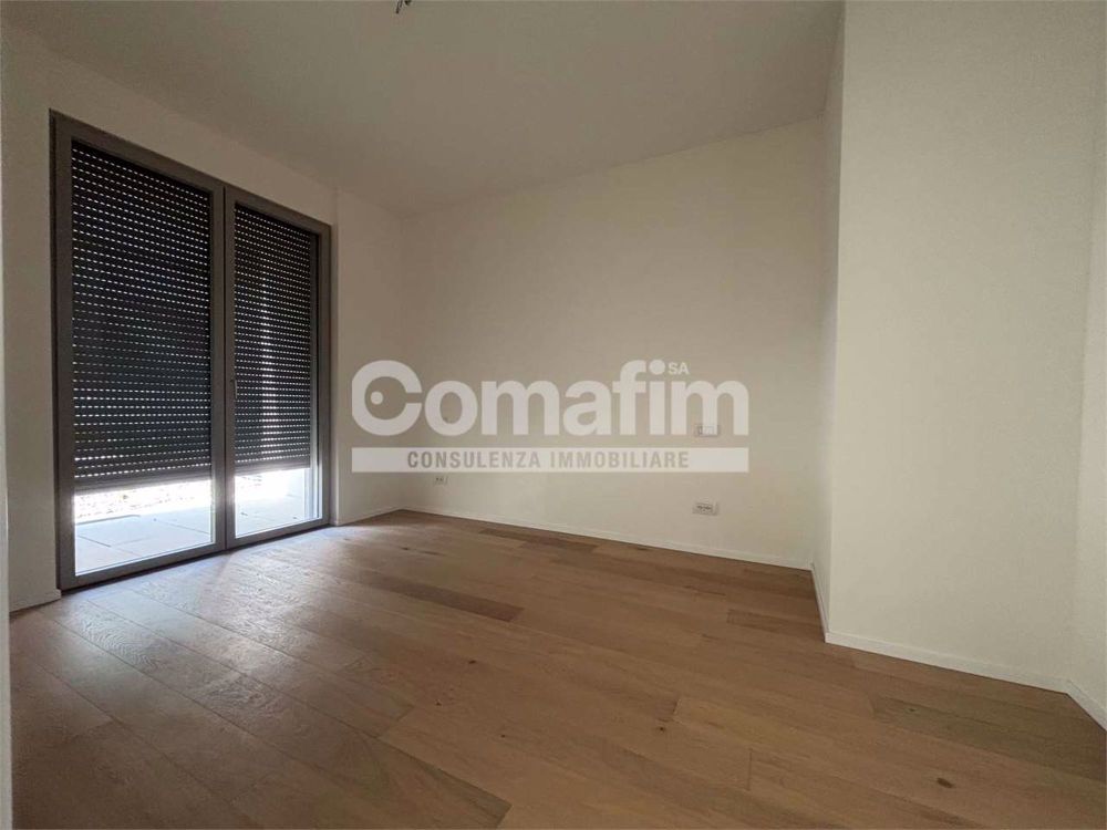Chiasso : 2.5 locali al PT con terrazzo e giardino - Bild 6