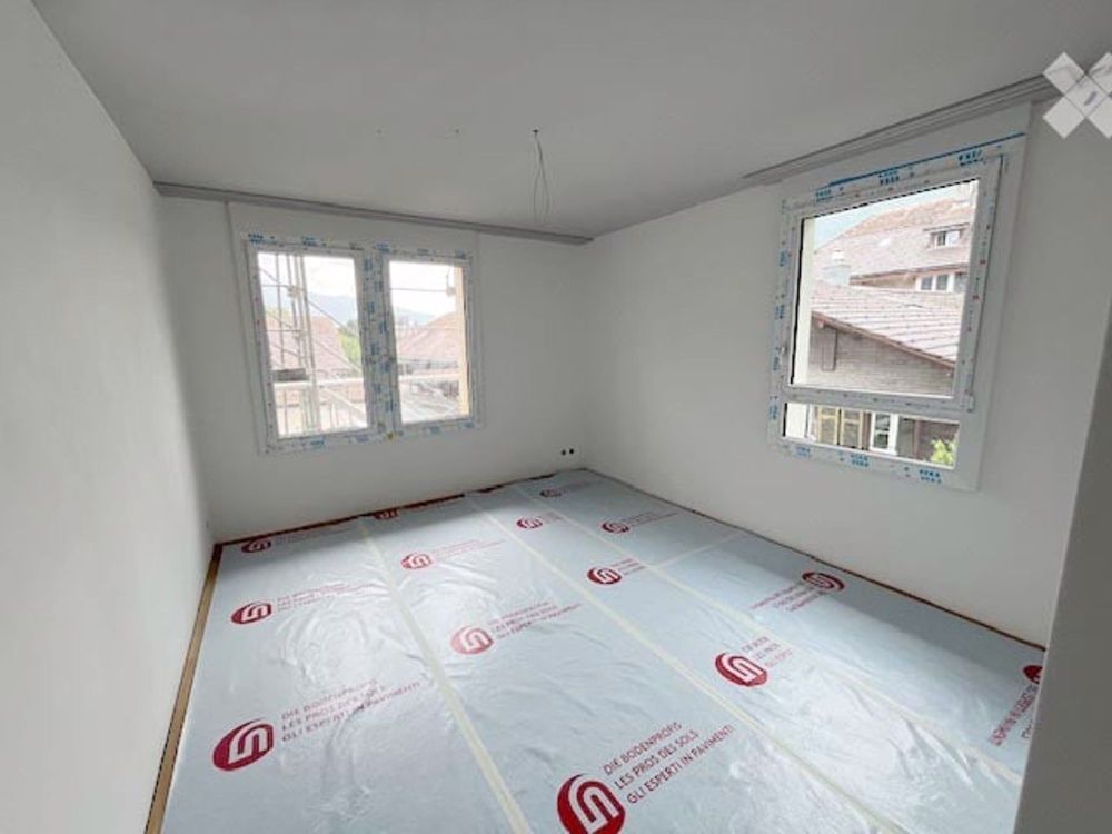 Grosse 4.5-Zi-Wohnung mit Wintergarten - Bild 4