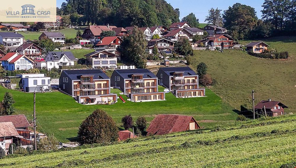 Moderne 5.5-Zimmer-Dachwohnung mit Bergblick in Riggisberg - Überbauung Poesie
