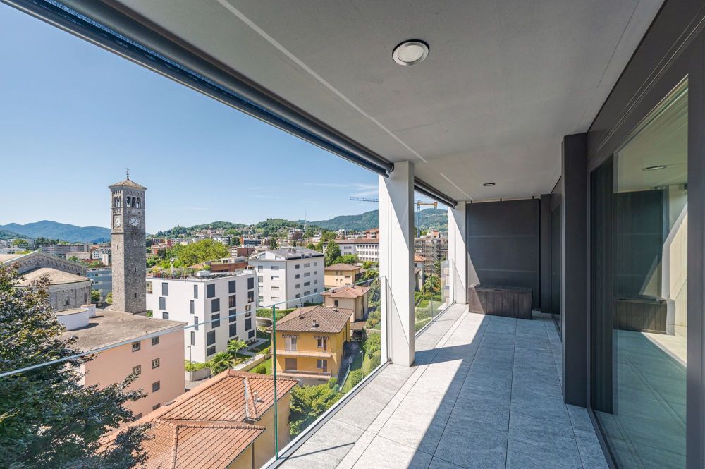 HELLE UND MODERNE WOHNUNG IM HERZEN DER STADT - Bild 2