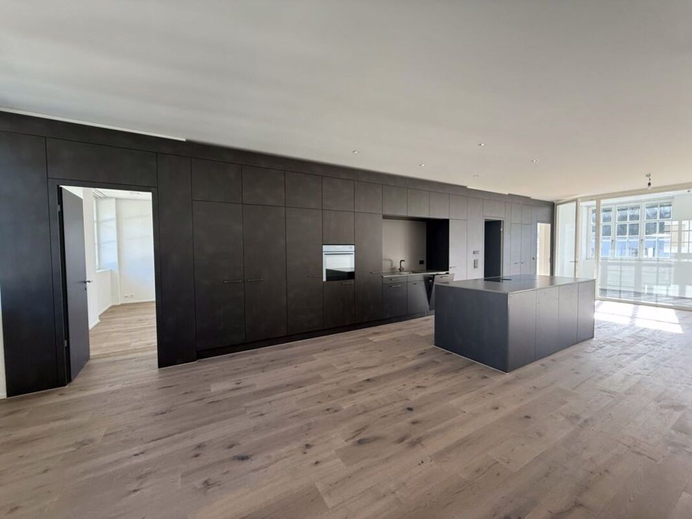 Moderne Loft-Wohnung in ehemaligem Fabrikgebäude - Bild 2