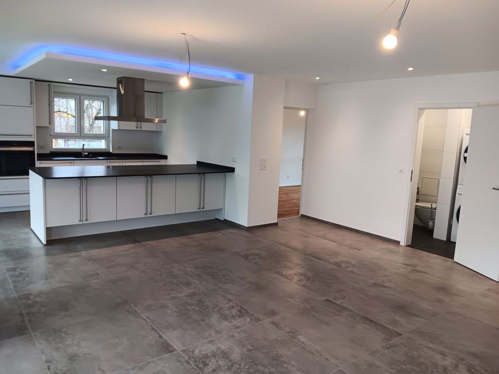 Grosszügige, moderne 3.5 Zimmerwohnung im ländlichen Büsserach, nahe Basel. - Bild 2